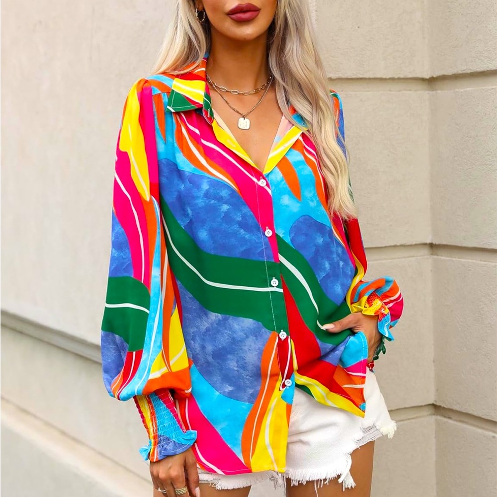 Abstract Color Waves Print Top NWT